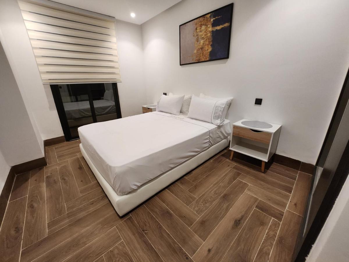 Modern Luxury Retreat: 2-Bedroom Apartment In The Heart Of Marrakech مراكش المظهر الخارجي الصورة